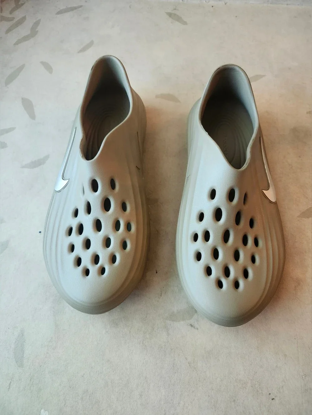 Kids Slip-On Foam Clog - Light Gray